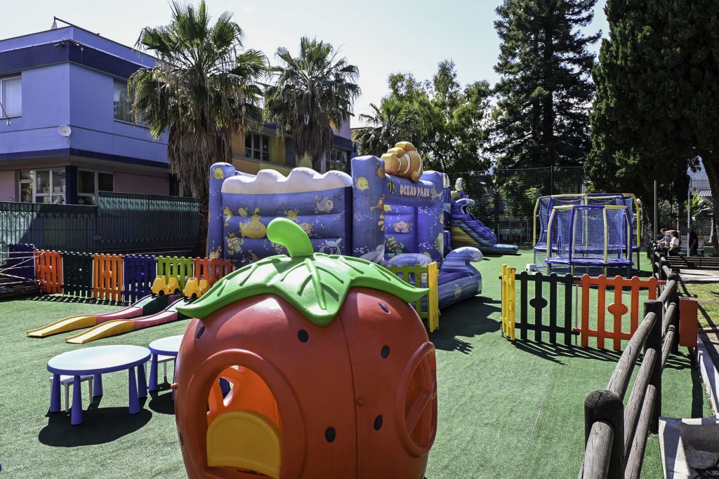 Area giochi all'aperto nel parco